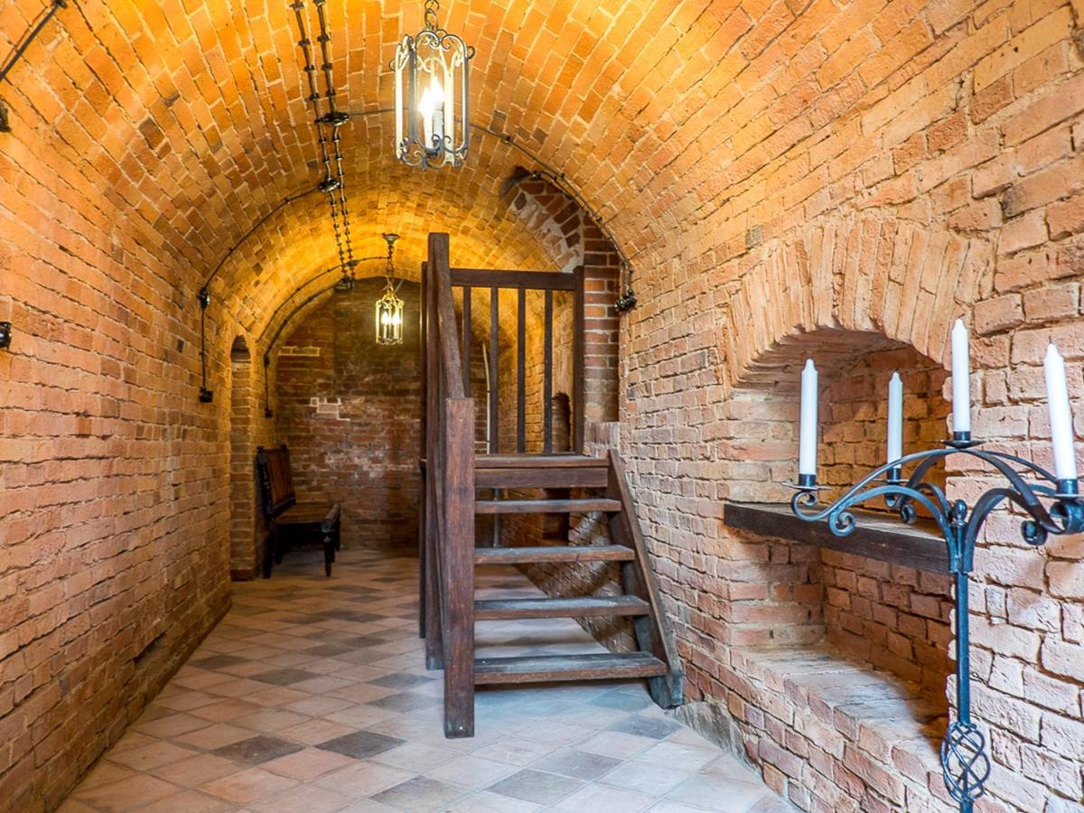 Dwór Gogolewo nad Wartą Acomodação com café da manhã Ksiaz Wielkopolski Exterior foto