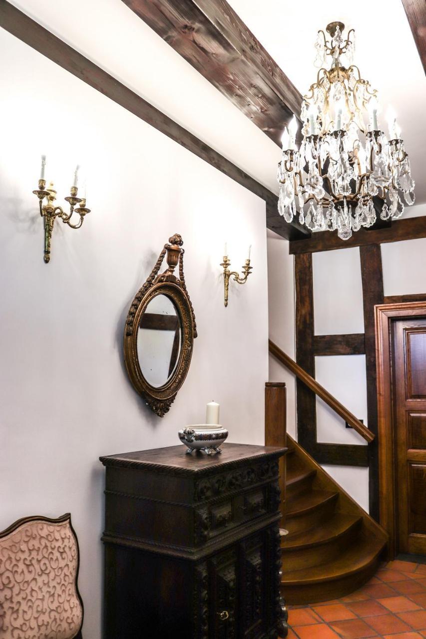 Dwór Gogolewo nad Wartą Acomodação com café da manhã Ksiaz Wielkopolski Exterior foto