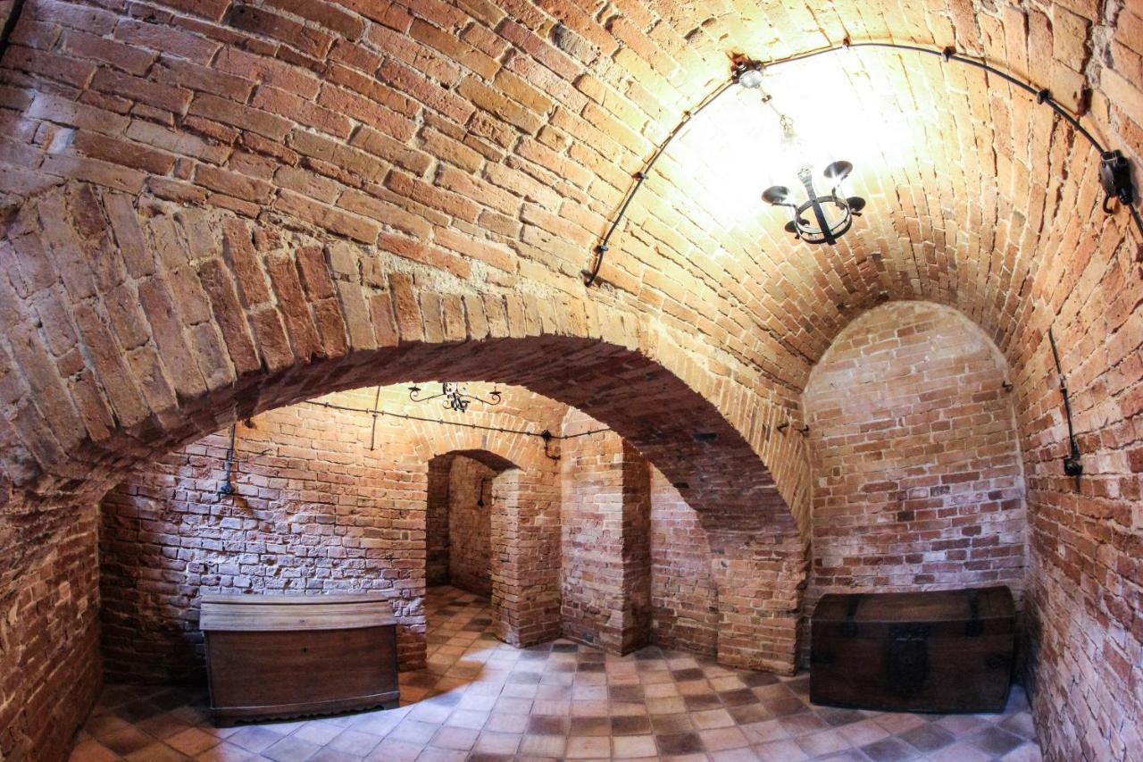 Dwór Gogolewo nad Wartą Acomodação com café da manhã Ksiaz Wielkopolski Exterior foto