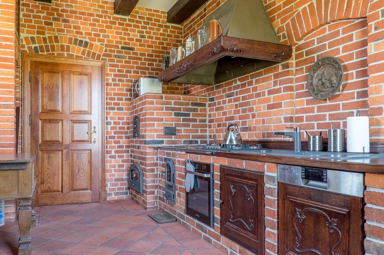 Dwór Gogolewo nad Wartą Acomodação com café da manhã Ksiaz Wielkopolski Exterior foto